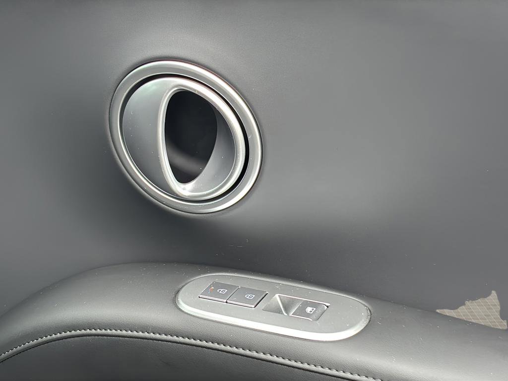 Used 2026 Hyundai Palisade Calligraphy FWD image 47