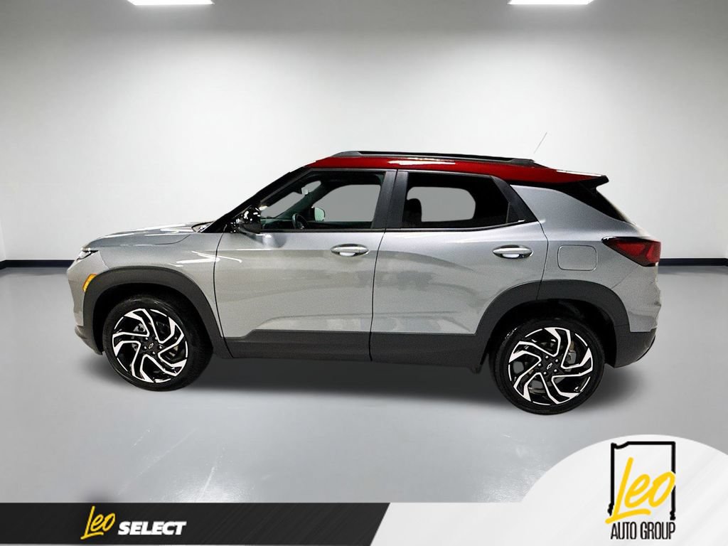 Used 2025 Chevrolet TrailBlazer RS w/ Convenience Package AWD/4WD image 11