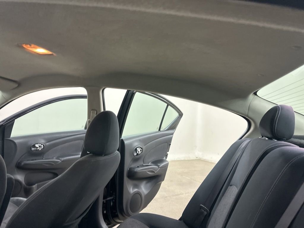 Used 2014 Nissan Versa SV image 26