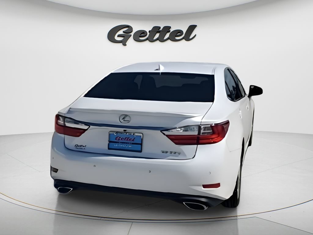 Used 2016 Lexus ES 350 w/ Premium Package w/Wood Trim image 7