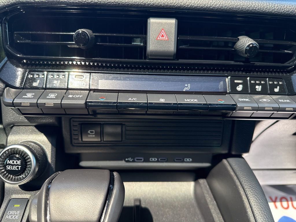 Used 2025 Toyota Land Cruiser AWD/4WD image 31