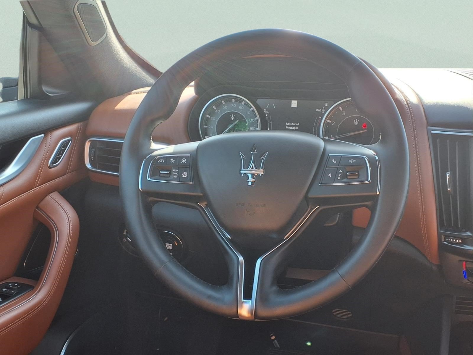 Used 2022 Maserati Levante Modena AWD/4WD image 11