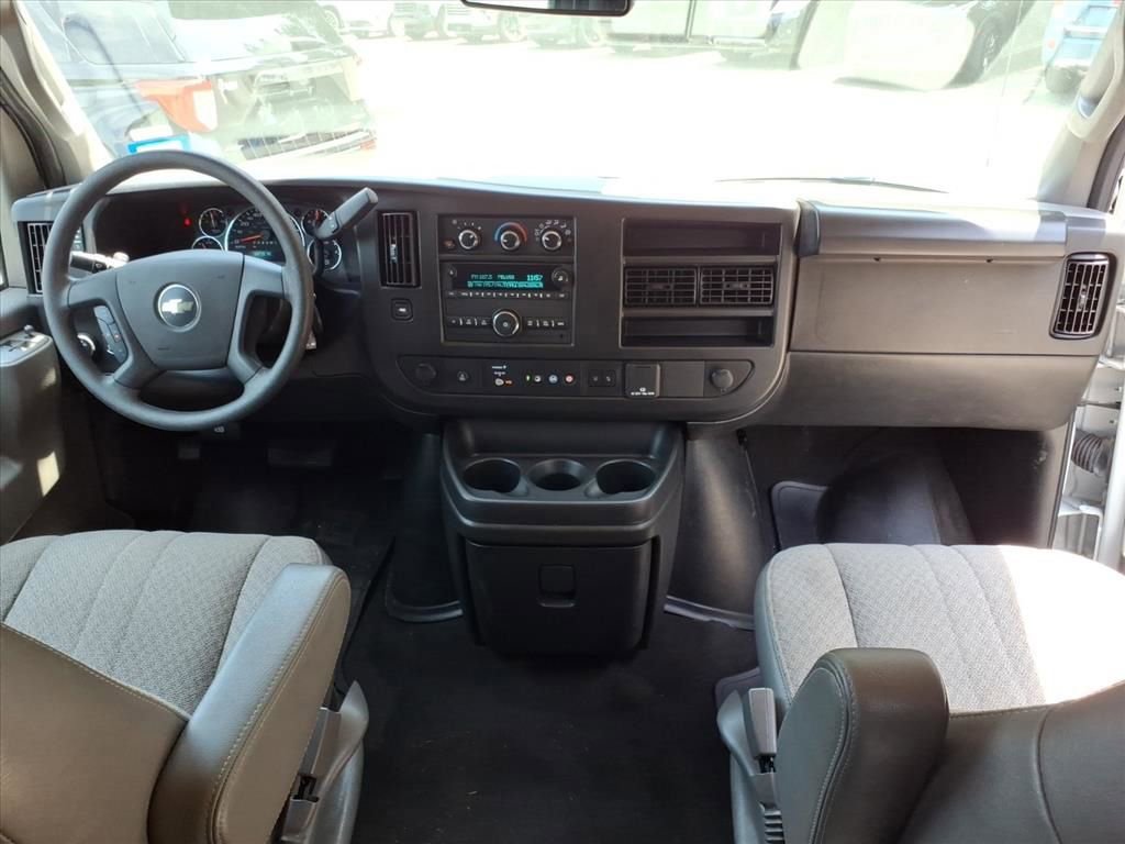 Certified 2023 Chevrolet Express 3500 LT w/ LT Preferred Equipment Group RWD image 31