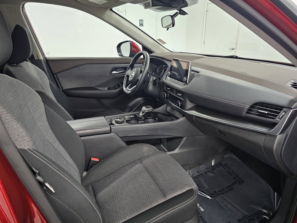 Used 2023 Nissan Rogue SV AWD/4WD image 21