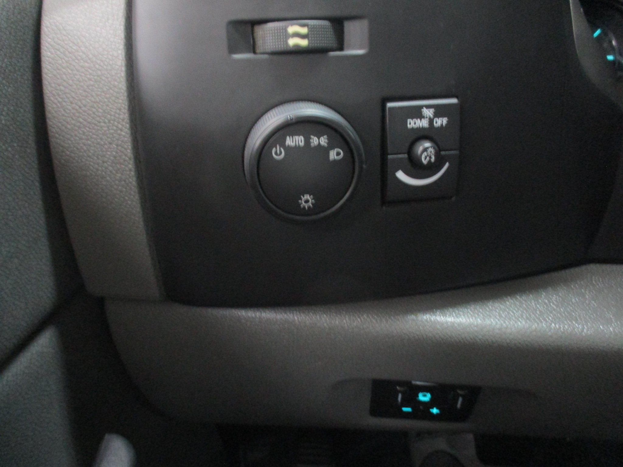 Used 2011 Chevrolet Silverado 3500 W/T w/ Skid Plate Package AWD/4WD image 19