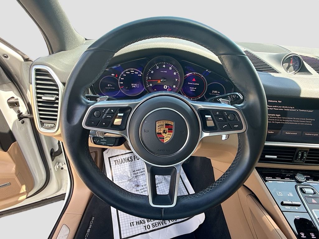 Used 2023 Porsche Cayenne image 12
