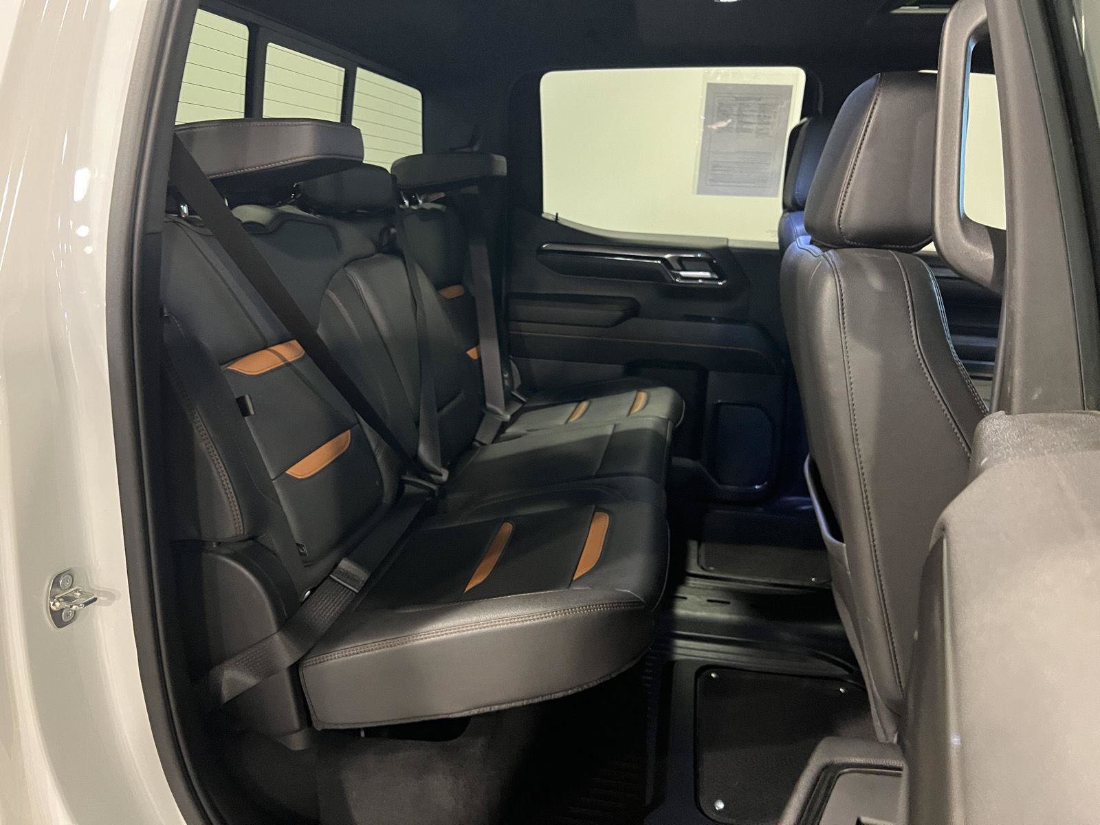 Used 2023 GMC Sierra 1500 AT4 w/ AT4 Preferred Package AWD/4WD image 44