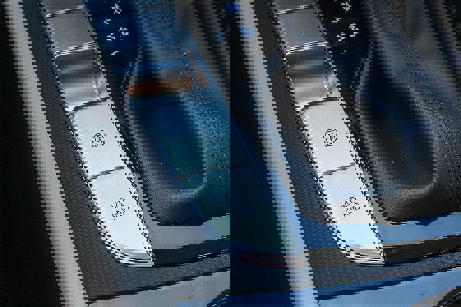 Certified 2025 Hyundai Elantra Limited image 35