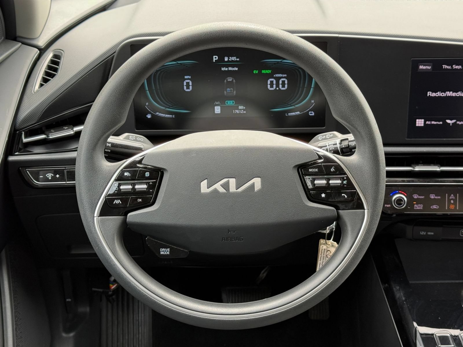 Used 2026 Kia Niro LX FWD image 28