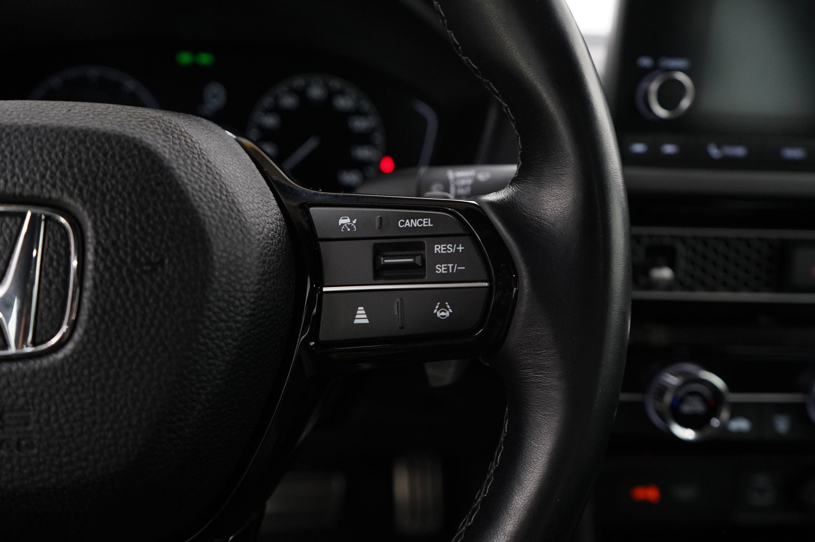 Used 2023 Honda Civic Sport image 17