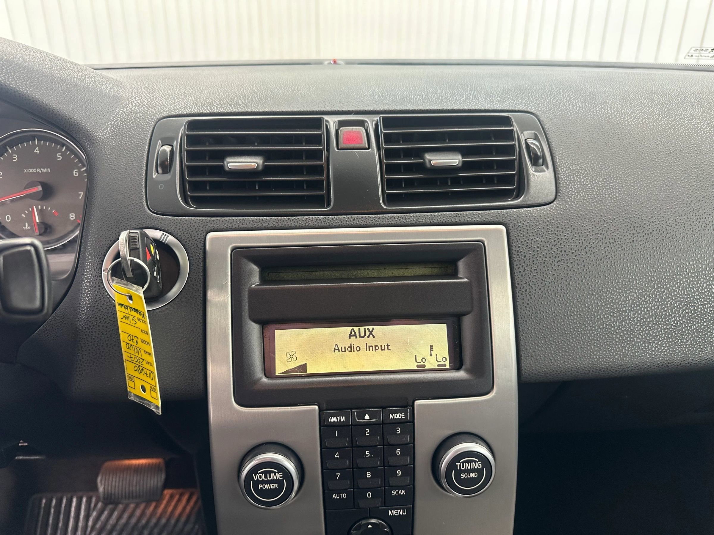 Used 2007 Volvo C70 T5 image 15