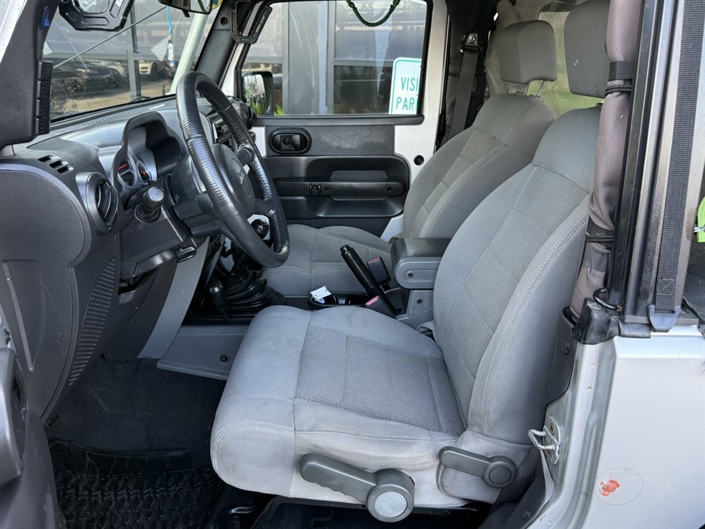 Used 2008 Jeep Wrangler Rubicon w/ PWR Convenience Group image 10