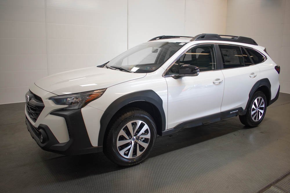 New 2025 Subaru Outback Premium image 3