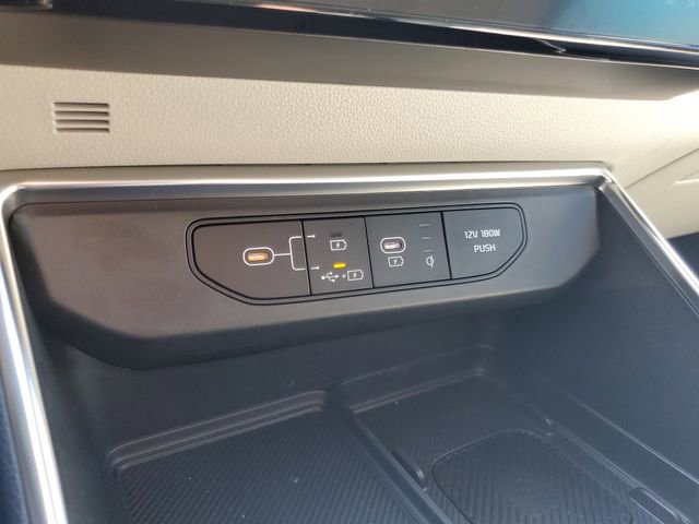 New 2026 Kia Carnival SX w/ SX Dark Edition Package image 32