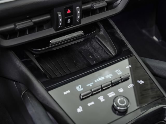 Certified 2024 Porsche Cayenne AWD/4WD image 22