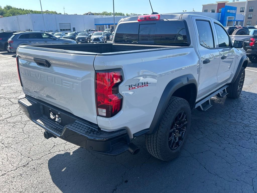Used 2026 Chevrolet Colorado Trail Boss AWD/4WD image 5