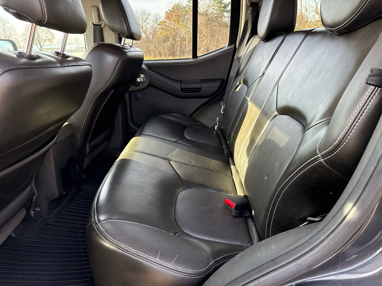 Used 2015 Nissan Xterra PRO-4X image 19