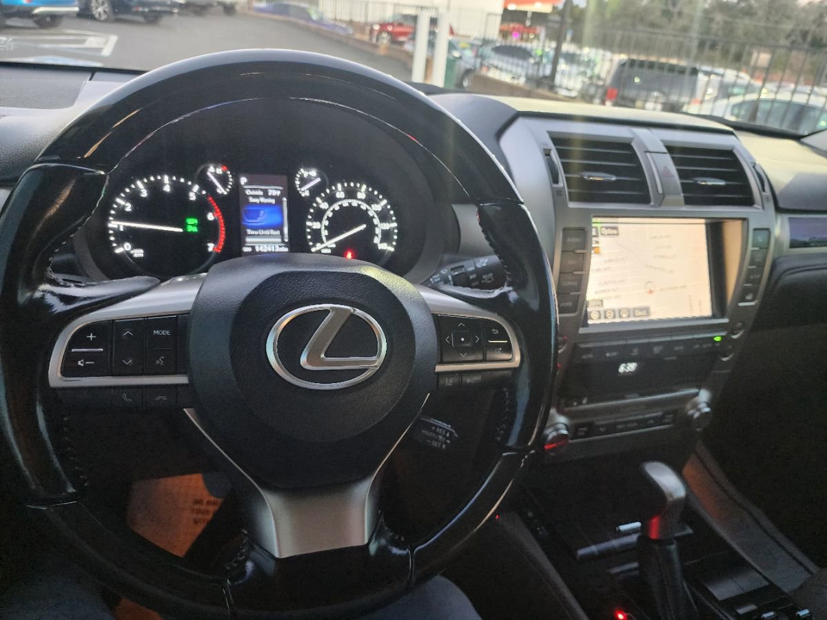 Used 2021 Lexus GX 460 Premium w/ Premium Package image 20