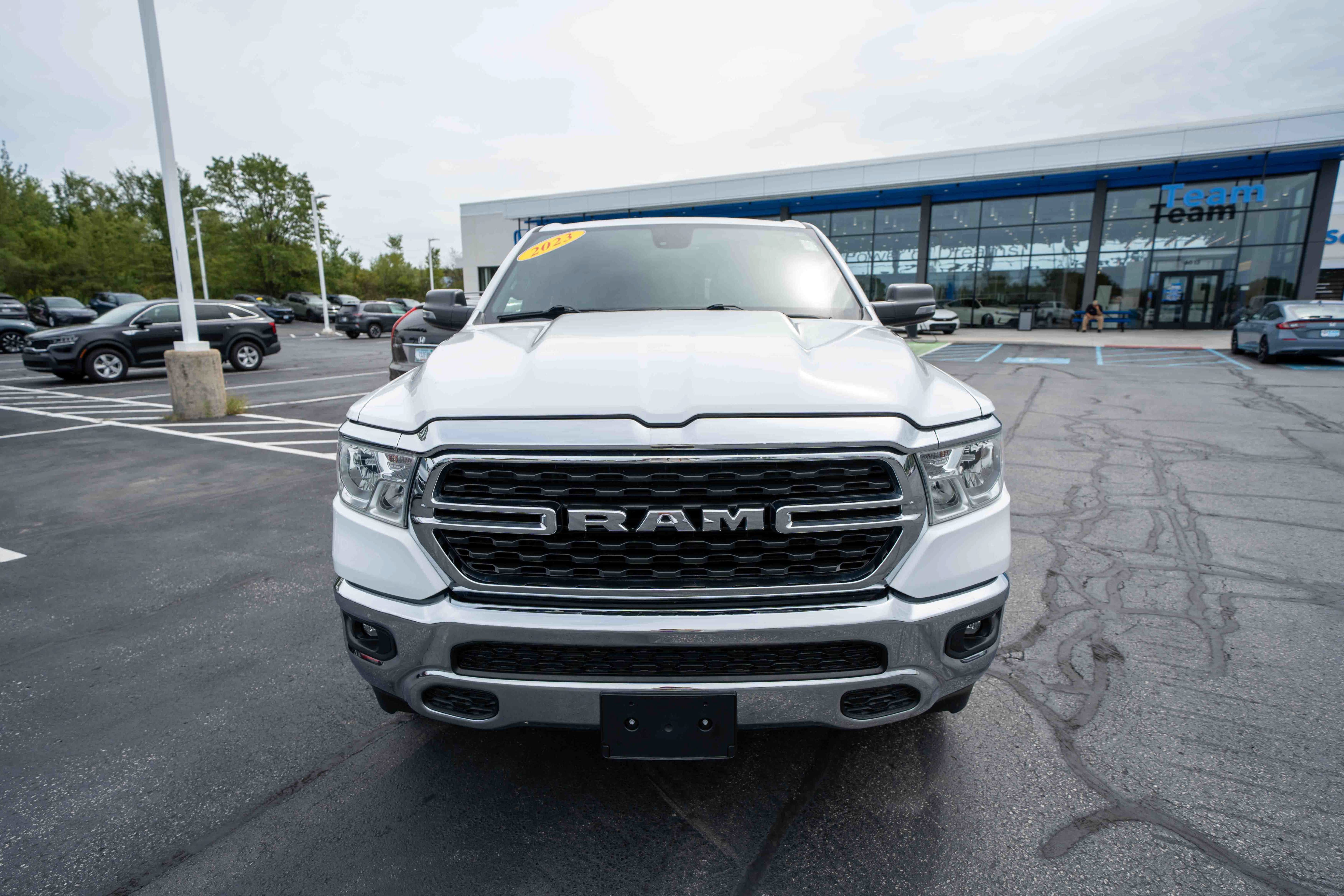 Used 2023 RAM 1500 Big Horn AWD/4WD image 2