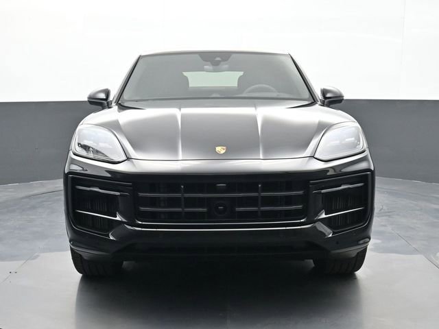 Certified 2024 Porsche Cayenne Coupe AWD/4WD image 26
