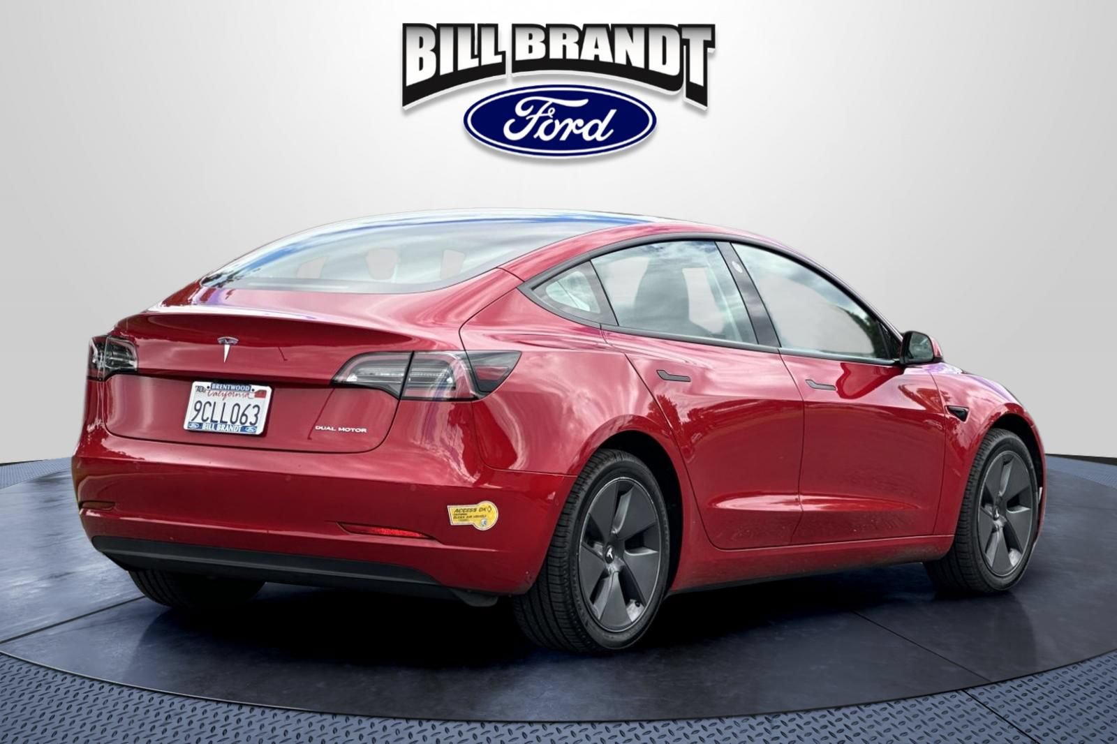 Used 2022 Tesla Model 3 Long Range AWD/4WD image 3