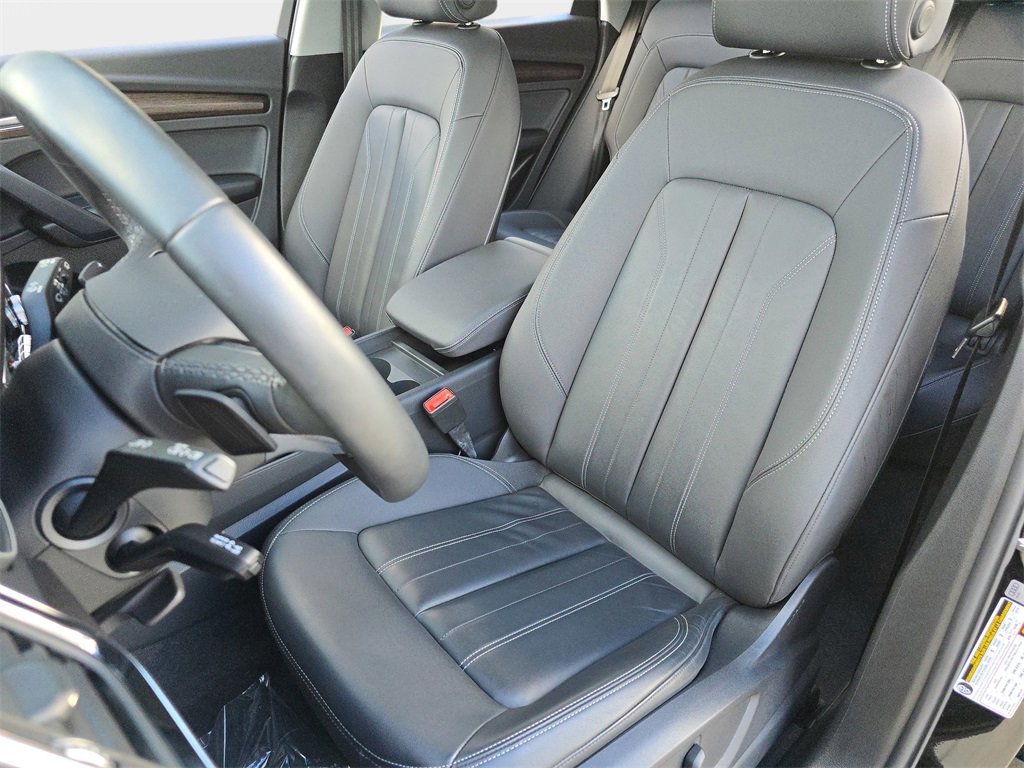 Used 2023 Audi Q5 2.0T Premium image 19