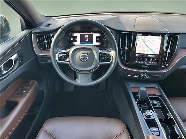 Used 2023 Volvo XC60 T8 Plus AWD/4WD image 10