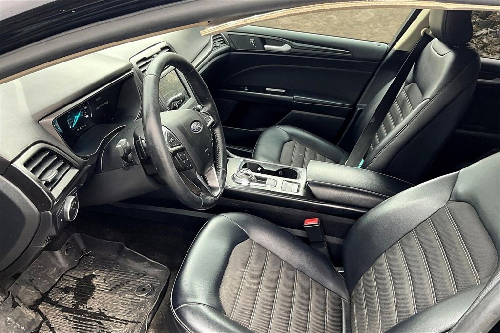 Used 2018 Ford Fusion SE w/ Equipment Group 201A image 20