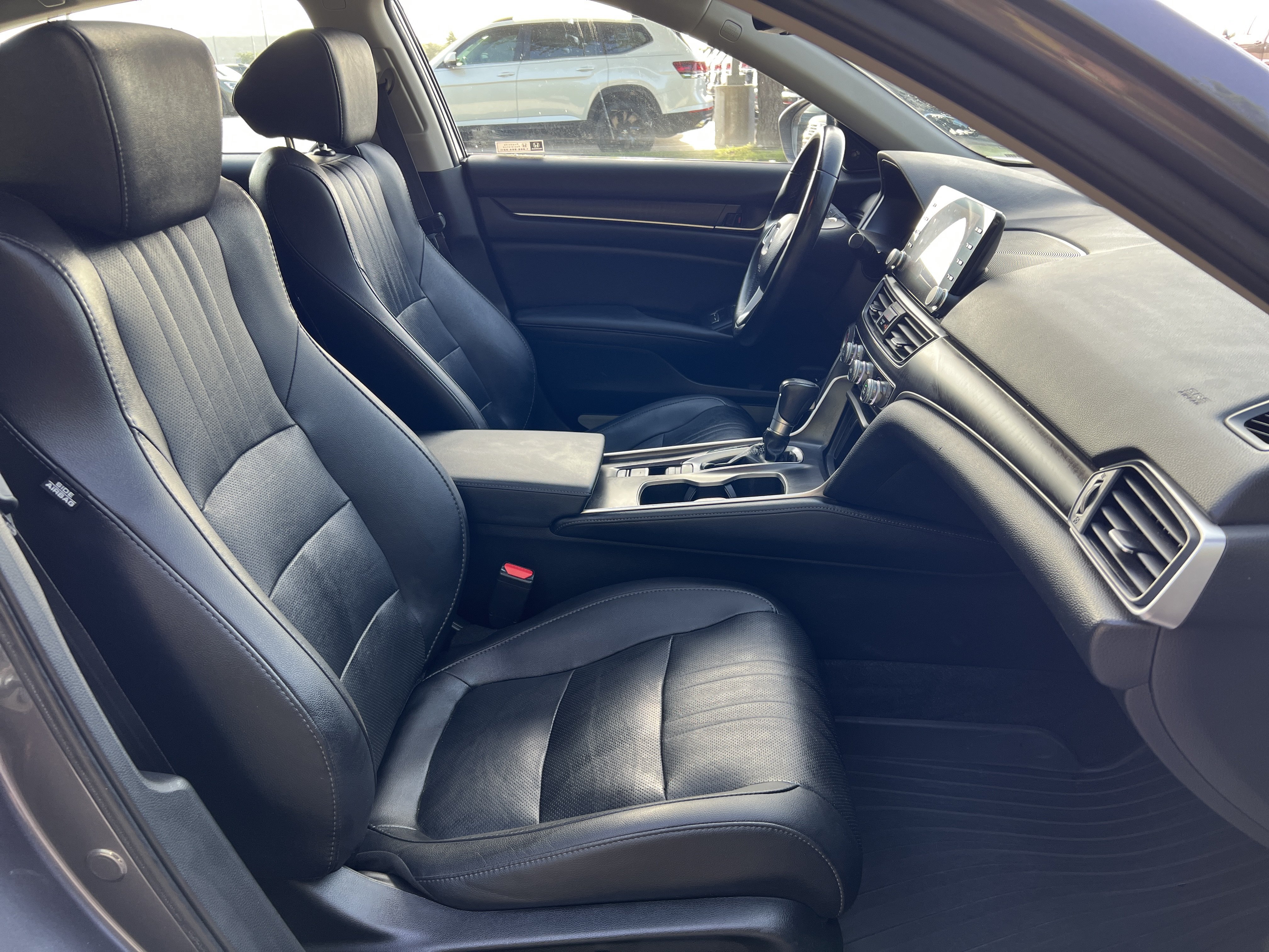Used 2021 Honda Accord EX-L image 28