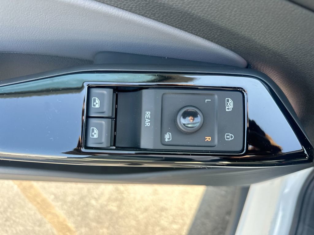 New 2025 Volkswagen ID.4 Pro S image 38