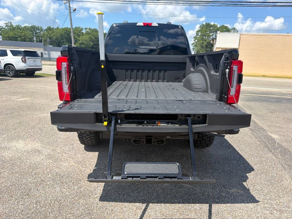 Used 2026 Ford F350 Platinum w/ Platinum Plus Package AWD/4WD image 16