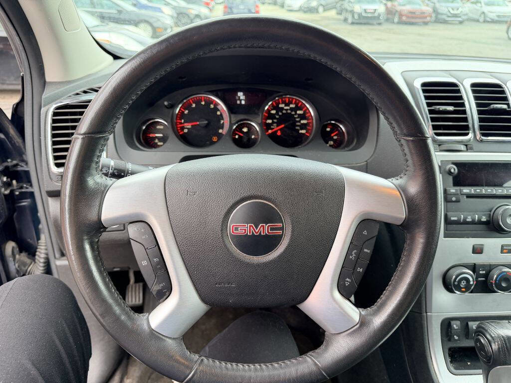 Used 2011 GMC Acadia SLE FWD image 12