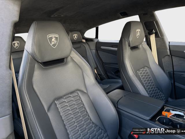 Used 2022 Lamborghini Urus AWD/4WD image 13