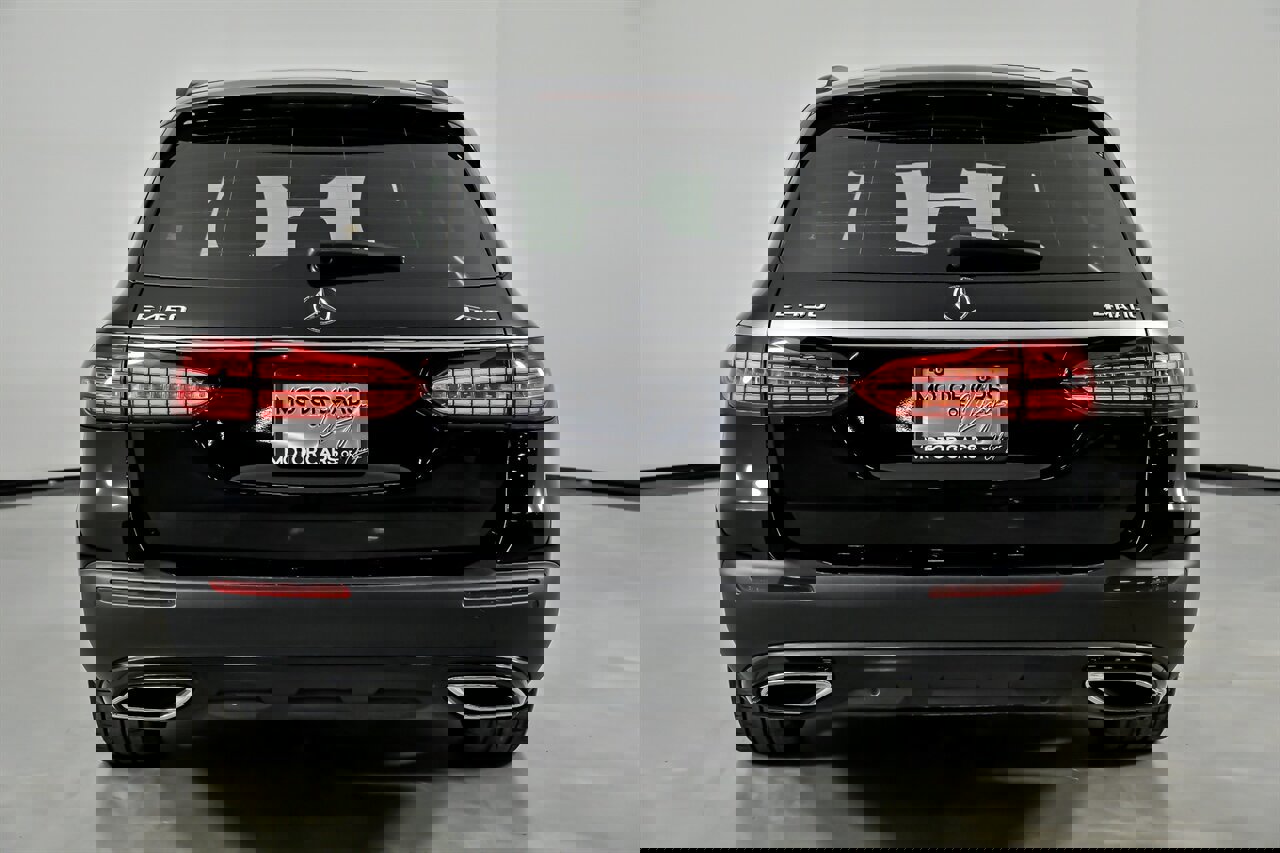Used 2022 Mercedes-Benz E 450 4MATIC All-Terrain Wagon image 11