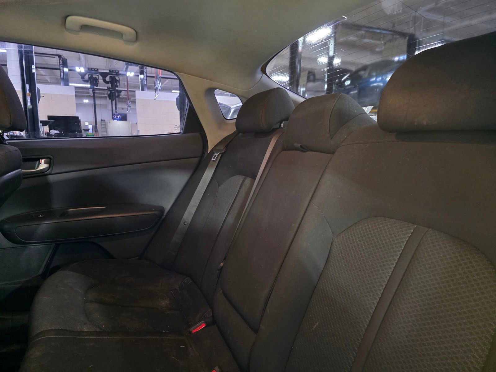 Used 2018 Kia Optima LX image 11