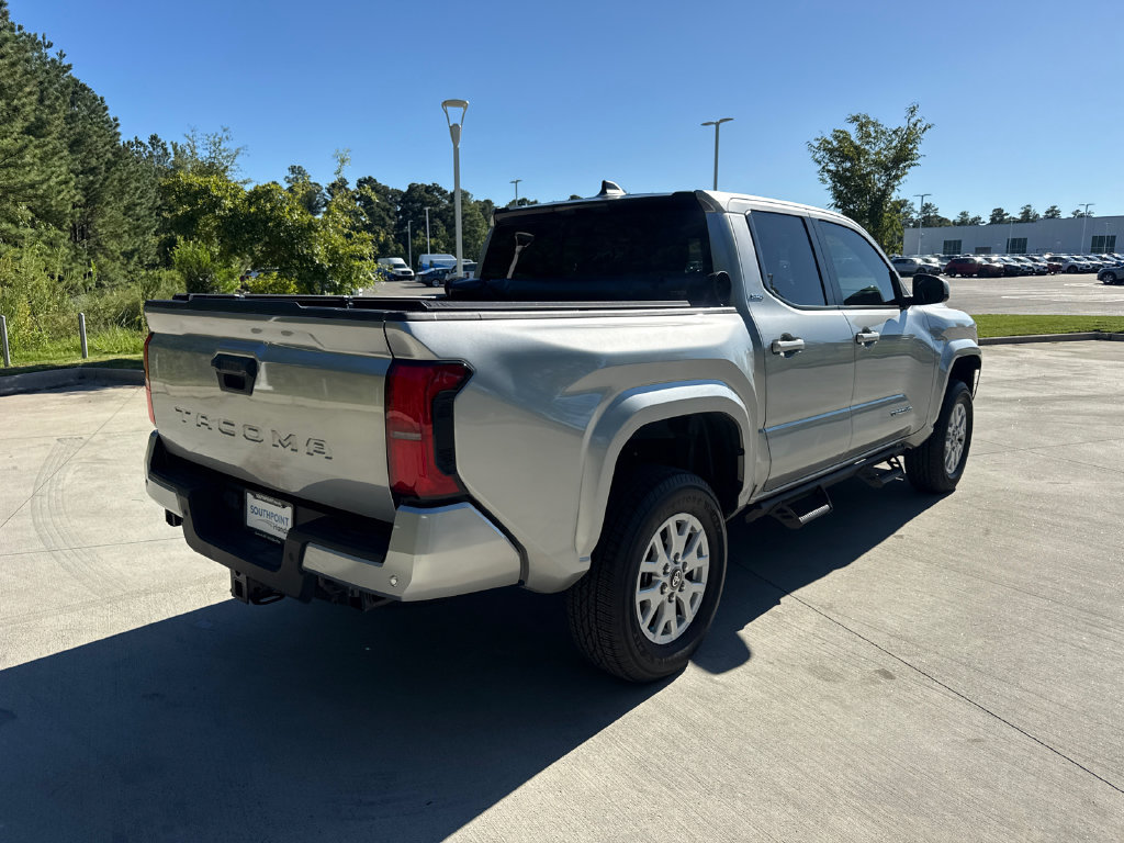 Used 2024 Toyota Tacoma SR5 w/ SR5 Upgrade Package RWD image 8