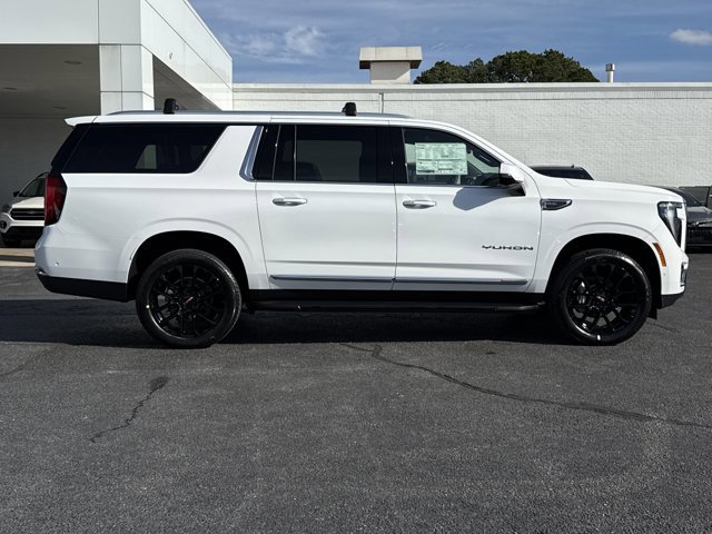 New 2026 GMC Yukon XL Elevation w/ LPO, Floor Liner Package image 2