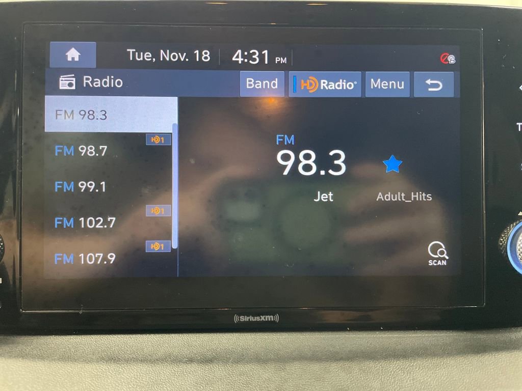 Used 2021 Hyundai Santa Fe SEL w/ Convenience Package image 25