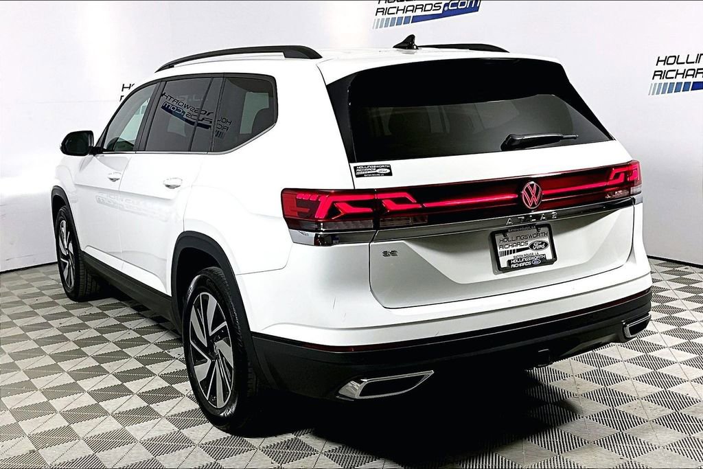 Used 2025 Volkswagen Atlas SE image 8