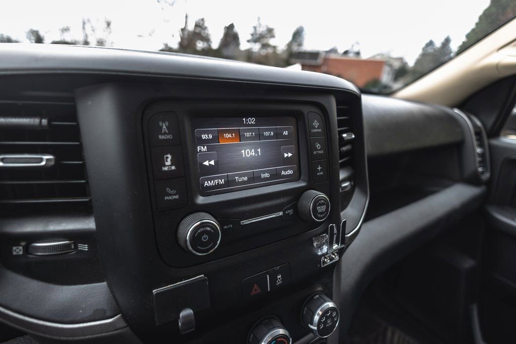 Used 2020 RAM 2500 Tradesman w/ Chrome Appearance Group image 7