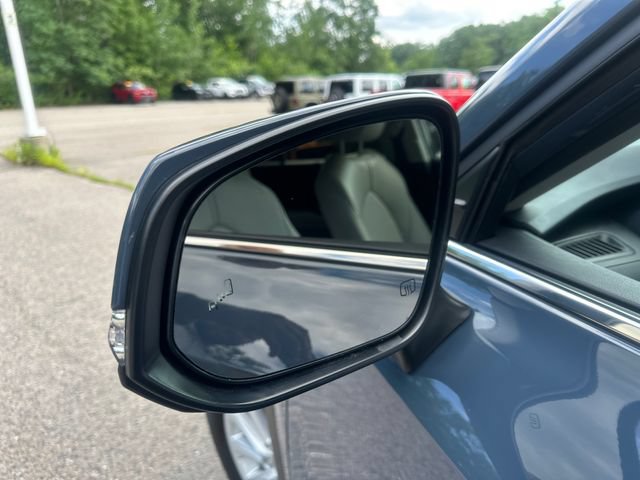 Used 2024 Toyota Grand Highlander AWD image 17