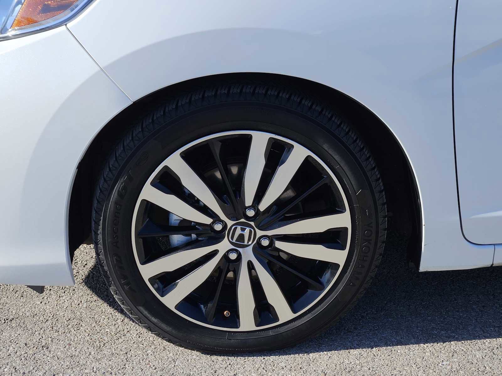 Used 2019 Honda Fit EX image 9