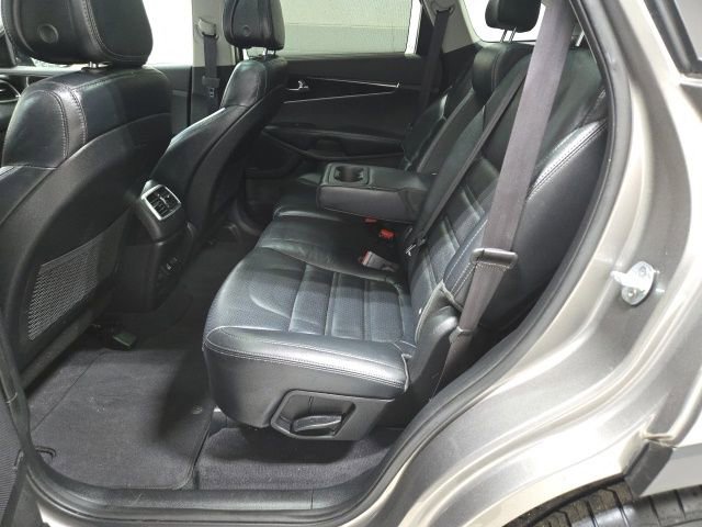 Used 2016 Kia Sorento EX w/ EX Touring Package image 34