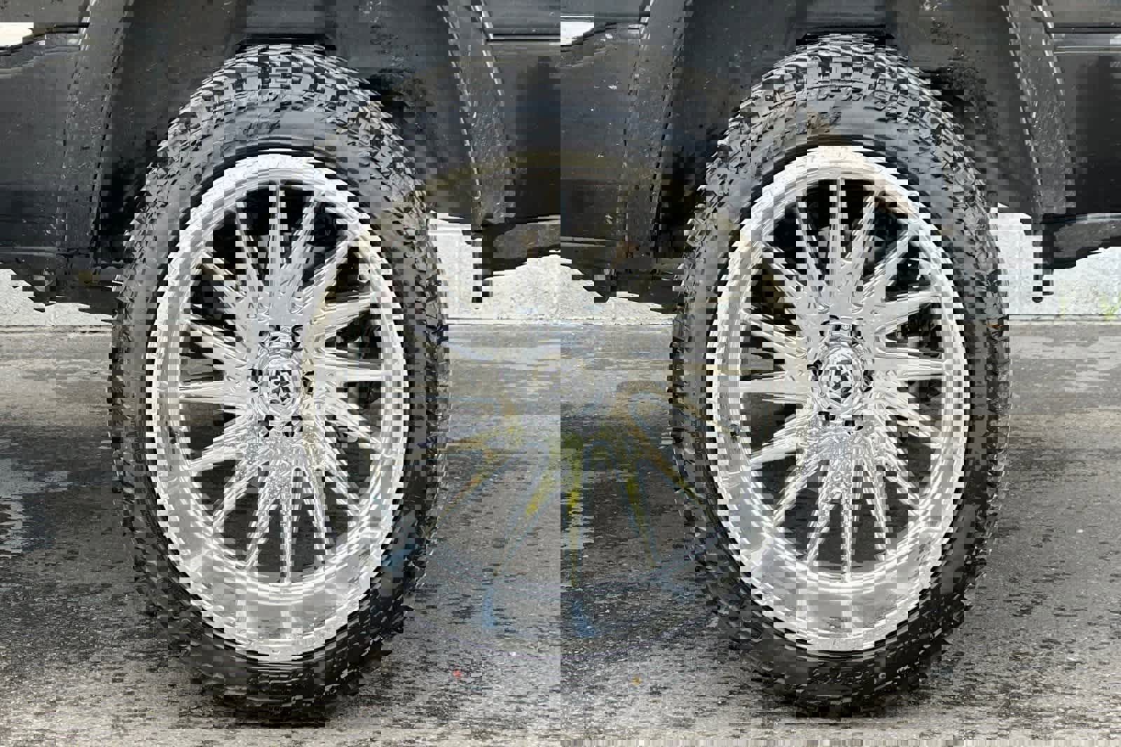 Used 2023 RAM 1500 Limited image 28