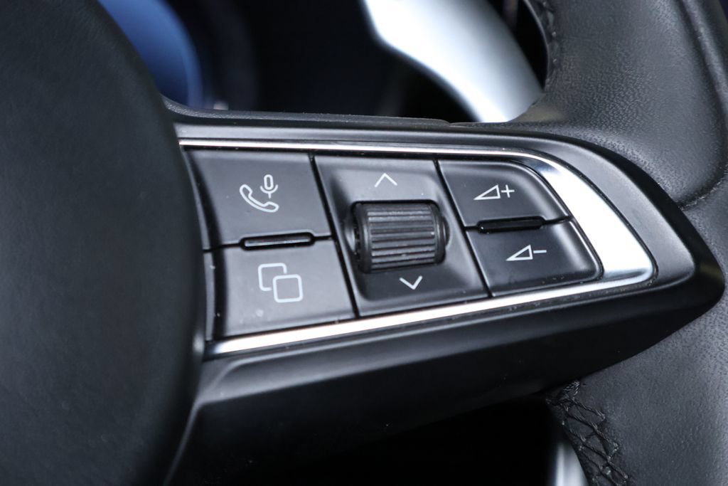 Used 2024 Dodge Hornet R/T Plus w/ R/T Blacktop Package AWD/4WD image 27