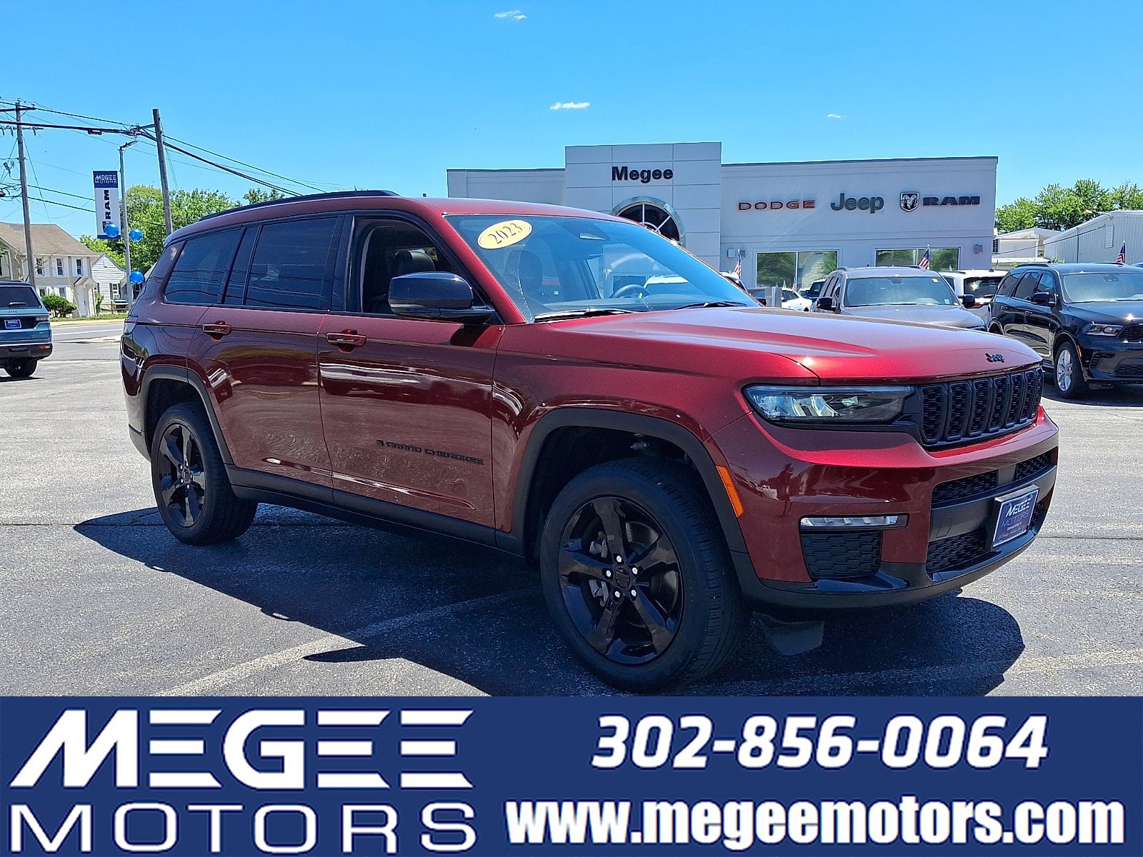 Certified 2023 Jeep Grand Cherokee L Limited w/ Black Appearance Package AWD/4WD image 1
