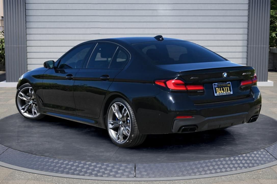 Certified 2022 BMW M550i xDrive w/ Executive Package image 4