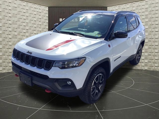 New 2026 Jeep Compass Trailhawk w/ Sun, Sound & Navigation Group image 4