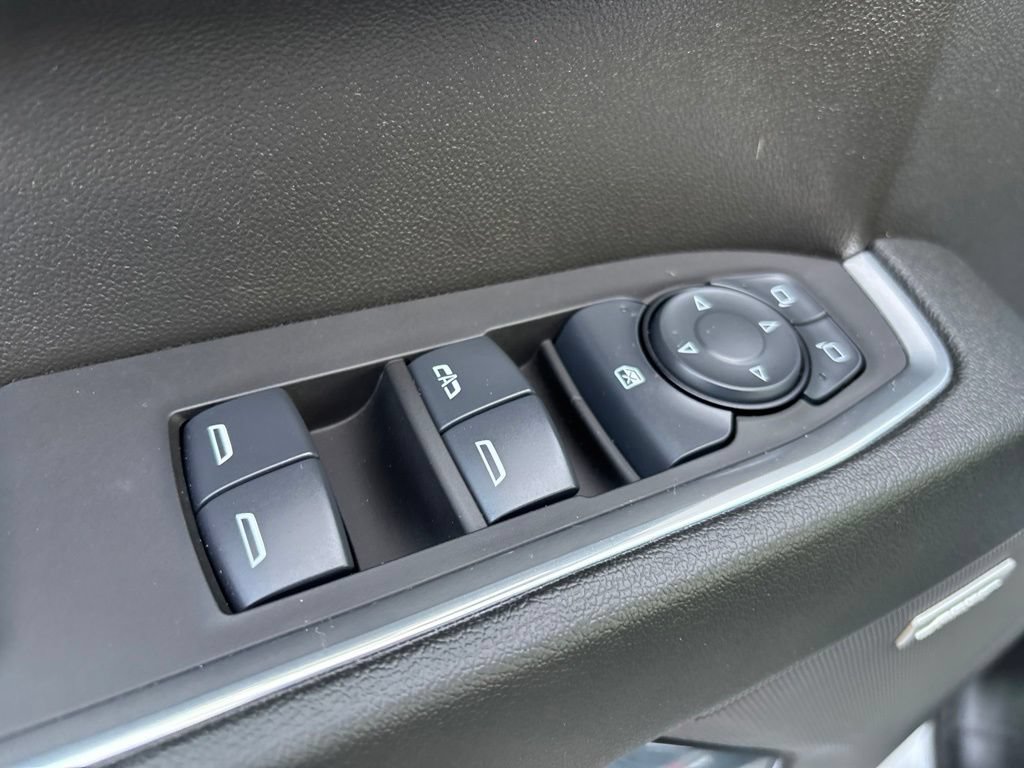 Used 2025 Chevrolet Silverado 1500 LT Trail Boss w/ Convenience Package II AWD/4WD image 12