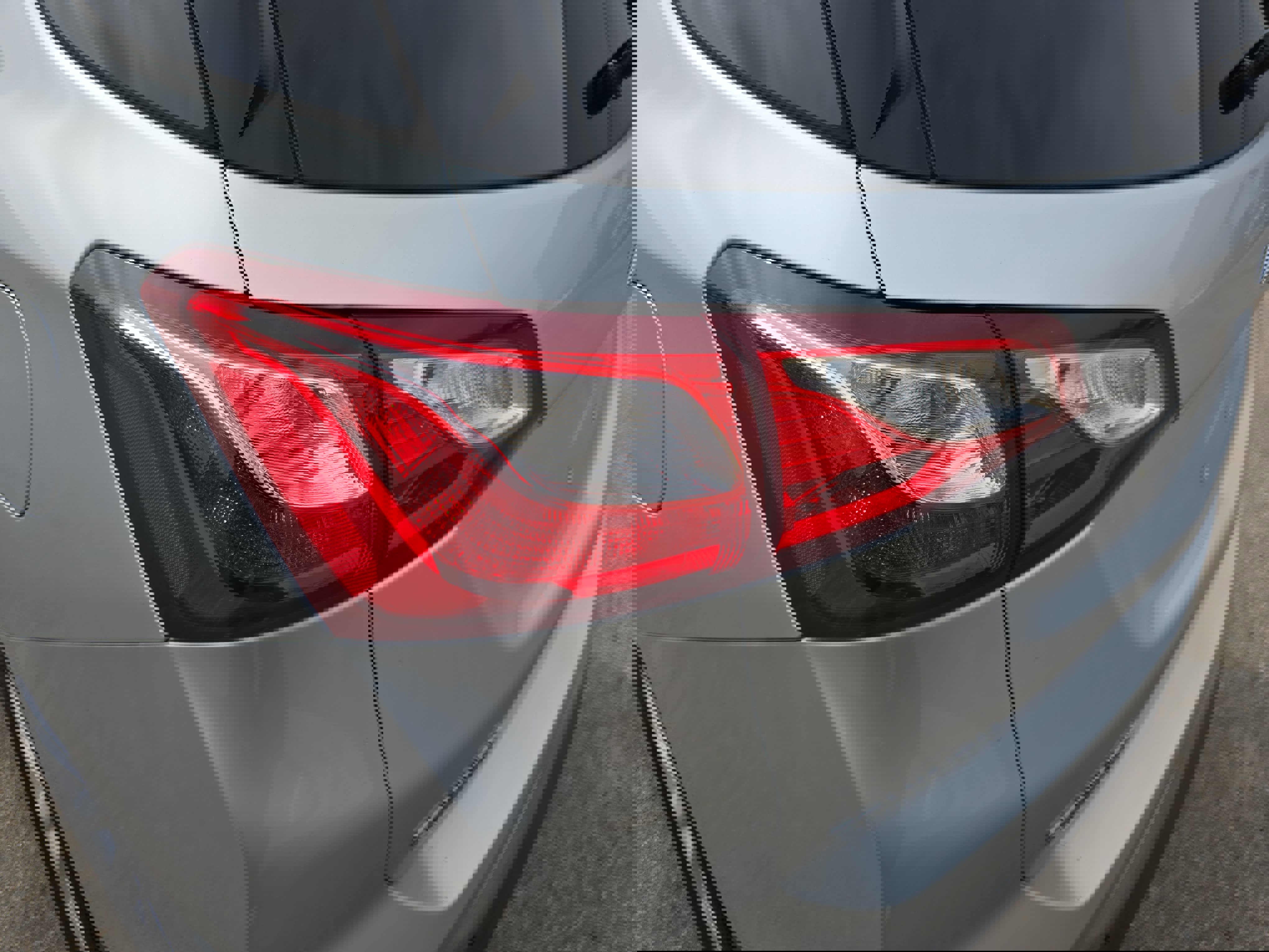 Used 2020 Chevrolet Equinox LT image 36